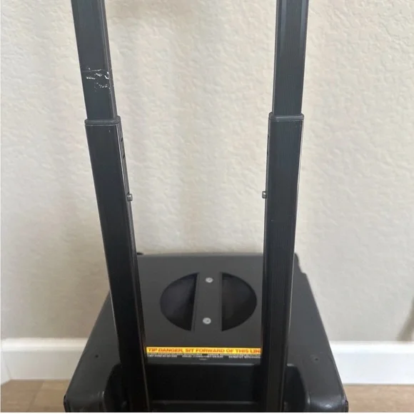 Zuca Ice Skate Bag With Seat Cushion Cover and Light Up Wheels - Picture 10 of 16